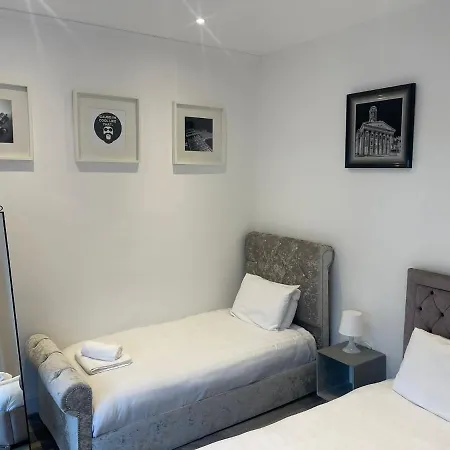 Elder Park * Glasgow