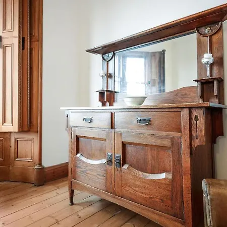 Vavin - Central - Cozy 2 Br-1ba - Free Parking *