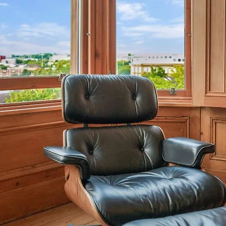 Vavin - Central - Cozy 2 Br-1ba - Free Parking *
