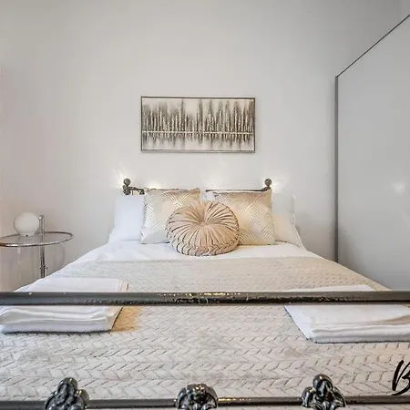 Vavin - Central - Cozy 2 Br-1ba - Free Parking Lägenhet *