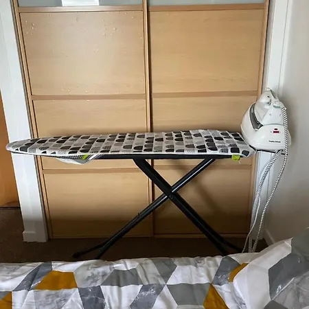 Modern 2-bed In Secc/hydro Apartment