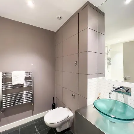 Lovely Two Bed In Finnieston Apartament *