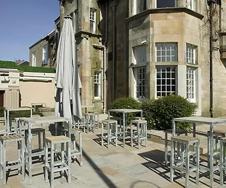 Orchard Park Hotel