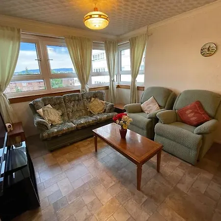 Lägenhet West End Hidden Gem - Modern 2-bedroom With Residents Patio *