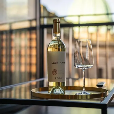 View - A Stunning 2 Bed * Glasgow