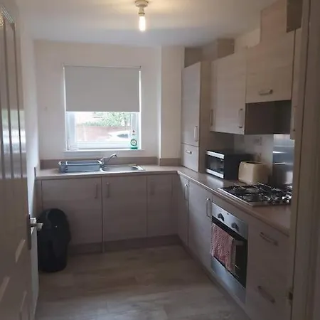 City, Celtic Park & Emirates Stadium Apartment, For Families Or Age Over 23 Lejlighed Glasgow