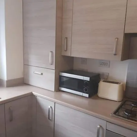 City, Celtic Park & Emirates Stadium Apartment, For Families Or Age Over 23 Lejlighed Glasgow