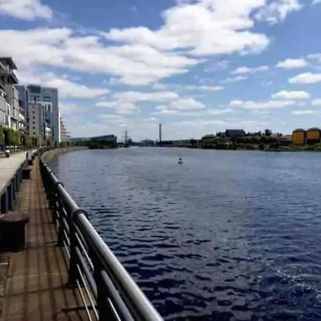 Luxury Harbour Apartament