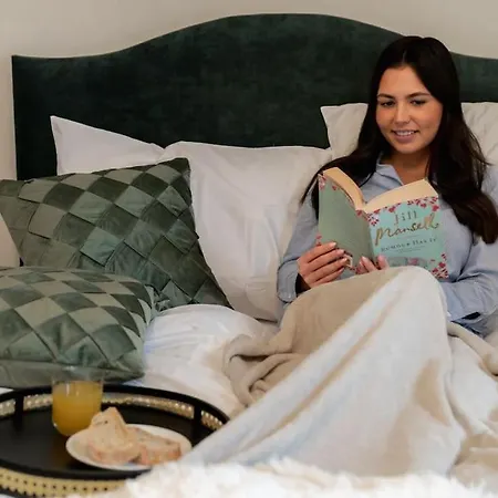 Finnieston 1-bed - Walk To Hydro & Bars - Sleeps 2