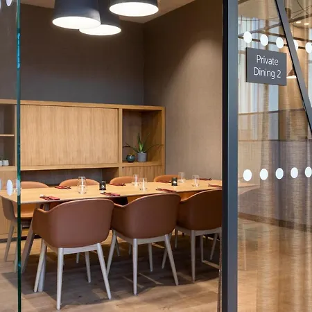 Отель Courtyard By Marriott Sec