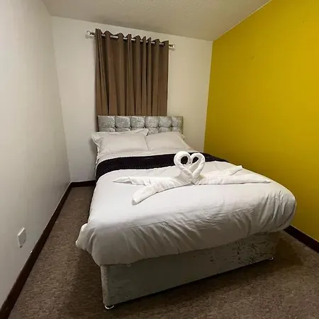 Stunning 2-bedrooms 1 Living Spacious Family Friendly Apartamento Glasgow