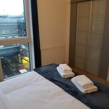 Modern 2bd2bath Citycentre