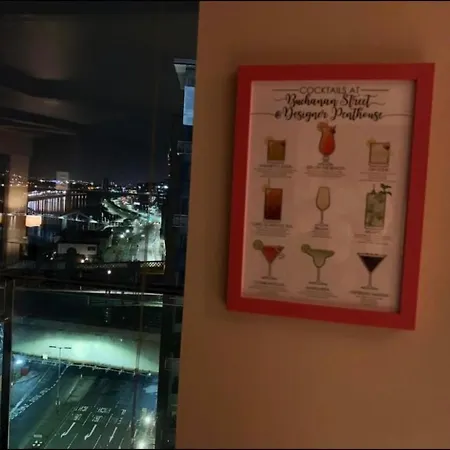 Designer Penthouse With Riverviews - G1 Centre, 3 Bedrooms, 2 Bathrooms, 1 Living / Kitchen. Full Floor, Wrap Around Terrace, Panoramic Views, Off Station / Buchanan Street * Glasgow