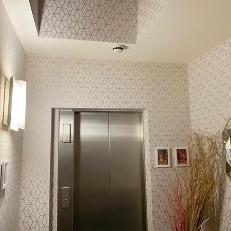 Διαμέρισμα Designer Penthouse With Riverviews - G1 Centre, 3 Bedrooms, 2 Bathrooms, 1 Living / Kitchen. Full Floor, Wrap Around Terrace, Panoramic Views, Off Station / Buchanan Street Γλασκώβη