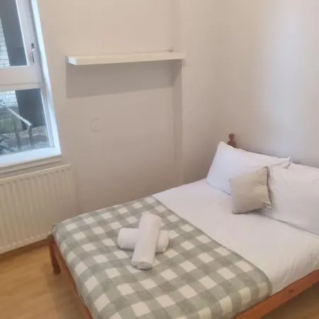 Διαμέρισμα 65 Renfield St 2 Bed Γλασκώβη