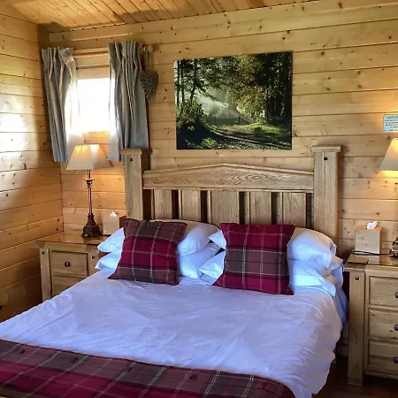 Auchenlea Lodge Glasgow