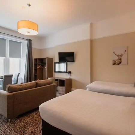 Ambassador Hotel 3*