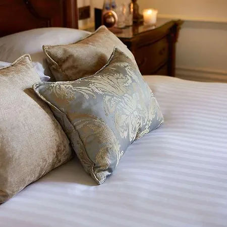 Macdonald Crutherland House Hotell 4*