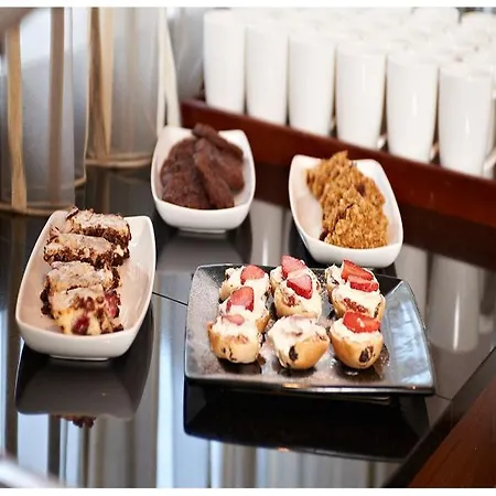 Leonardo Royal Hotel 4*