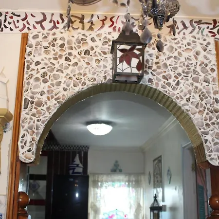 Luxurious Serviced In Apartment