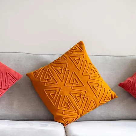 4 Bedrooms Homely House - Sleeps 6 Comfortably With 6 Double Beds,glasgow, Free Street Parking, Business Travellers, Contractors, & Holiday-goers, Near Major Transport Links In & Centre, Perfect For Common Wealth Games 2026 公寓 格拉斯哥