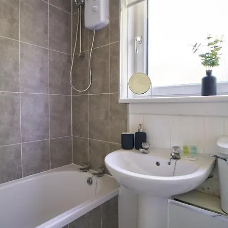 Daire 1 Bdr By Caledonia Luxe Short Lets & Serviced