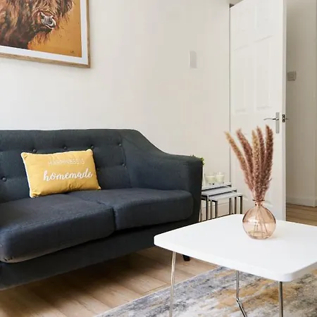 1 Bdr By Caledonia Luxe Short Lets & Serviced Glasgow