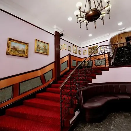 Hotel Alexander Thomson 3*