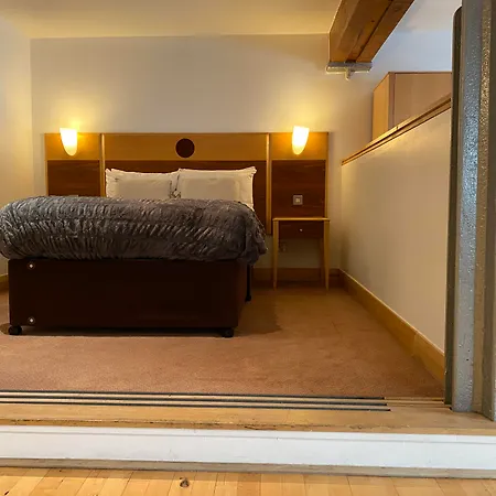 Argyle Hotel, Bw Signature Collection מלון