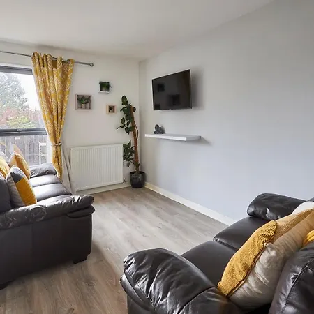 Host & - London Avenue Glasgow