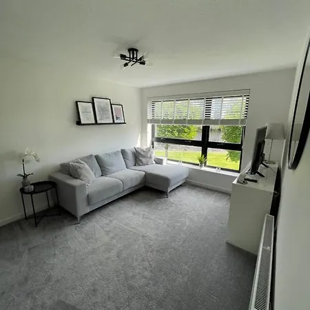 Secc Hydro River View Apartment