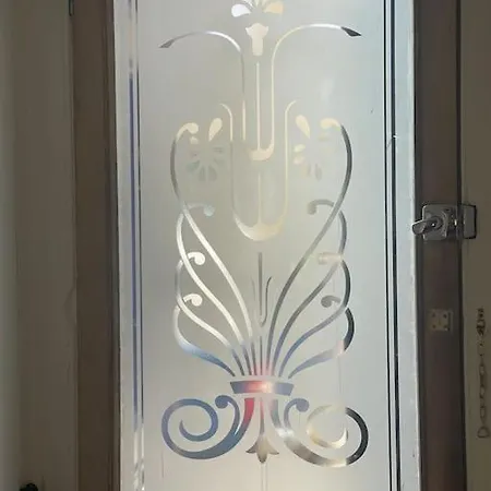 Stunning West End Flat!