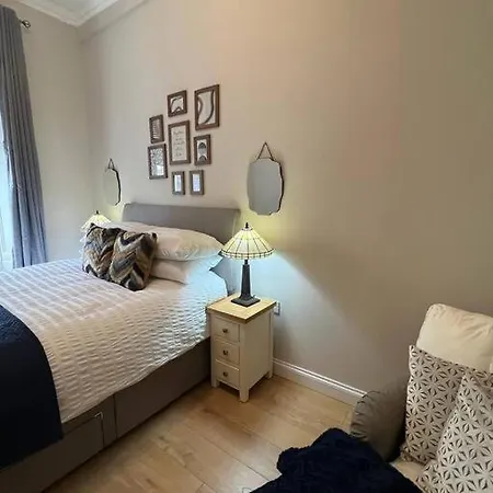Apartment Luxury Victorian Spacious Flat *