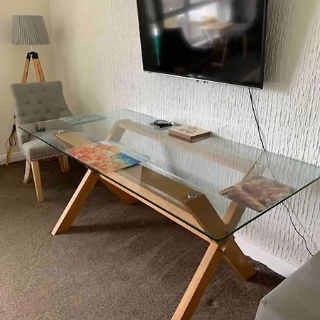 Apartment Facing Spacious Free Parking