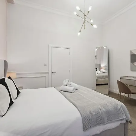 Grand 1 Bed Blythswood *