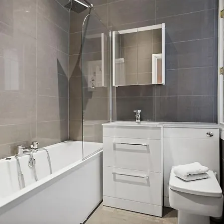 Grand 1 Bed Blythswood Апартаменты *