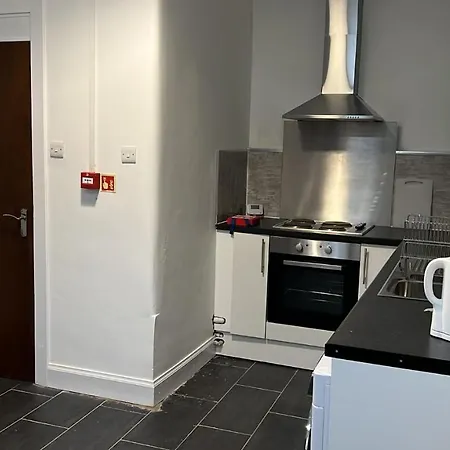 Large 3 Bed Apt Close To City, Ovo Hydro And Ibrox Stadium * גלאזגו