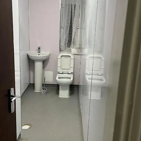 Large 3 Bed Apt Close To City, Ovo Hydro And Ibrox Stadium דירה גלאזגו