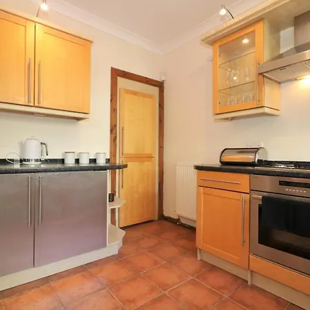 Signature - Lincoln View Apartament