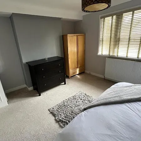 Large Country Mansion In Newton Mearns Semesterbostad Glasgow