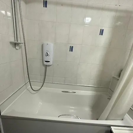 בית אירוח Private In Center *