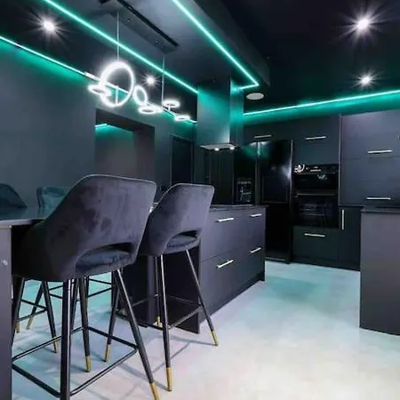 Luxury Couples Get-away *