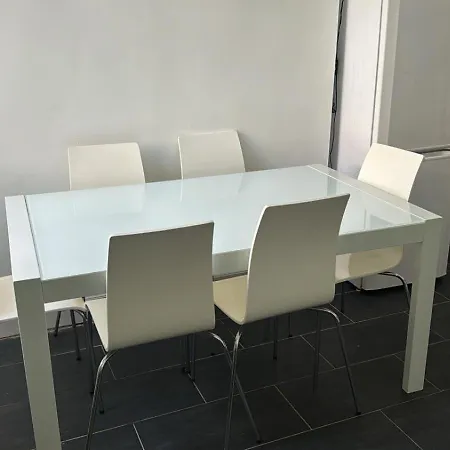 Large 3 Bed Apt Close To City, Ovo Hydro And Ibrox Stadium דירה