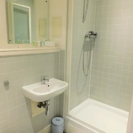 Апартаменты 2 Bedroom In The Heart Of The Centre, Perfect Location *