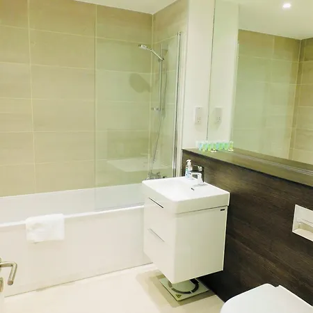 Brand New Gorgeous 2 Bed In Finnieston * 글라스고