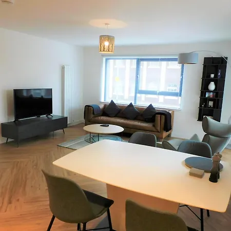 Brand New Gorgeous 2 Bed In Finnieston * Γλασκώβη