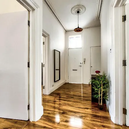 Appartamento Stunning 5 Bedroom Apt, Close To Centre, Sec, Hydro And Motorway Glasgow