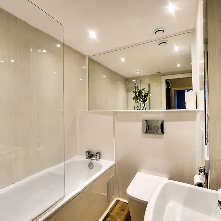 Stylish & Spacious 3 Bedroom In Finnieston, West End Glasgow