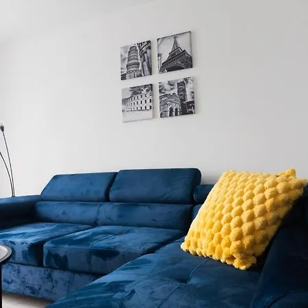 Stylish House With Private Parking * Glasgow
