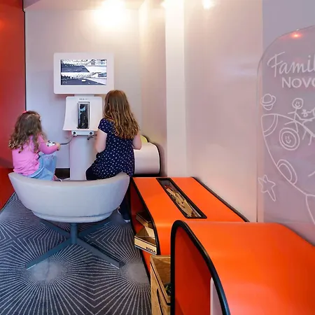 Novotel Centre מלון